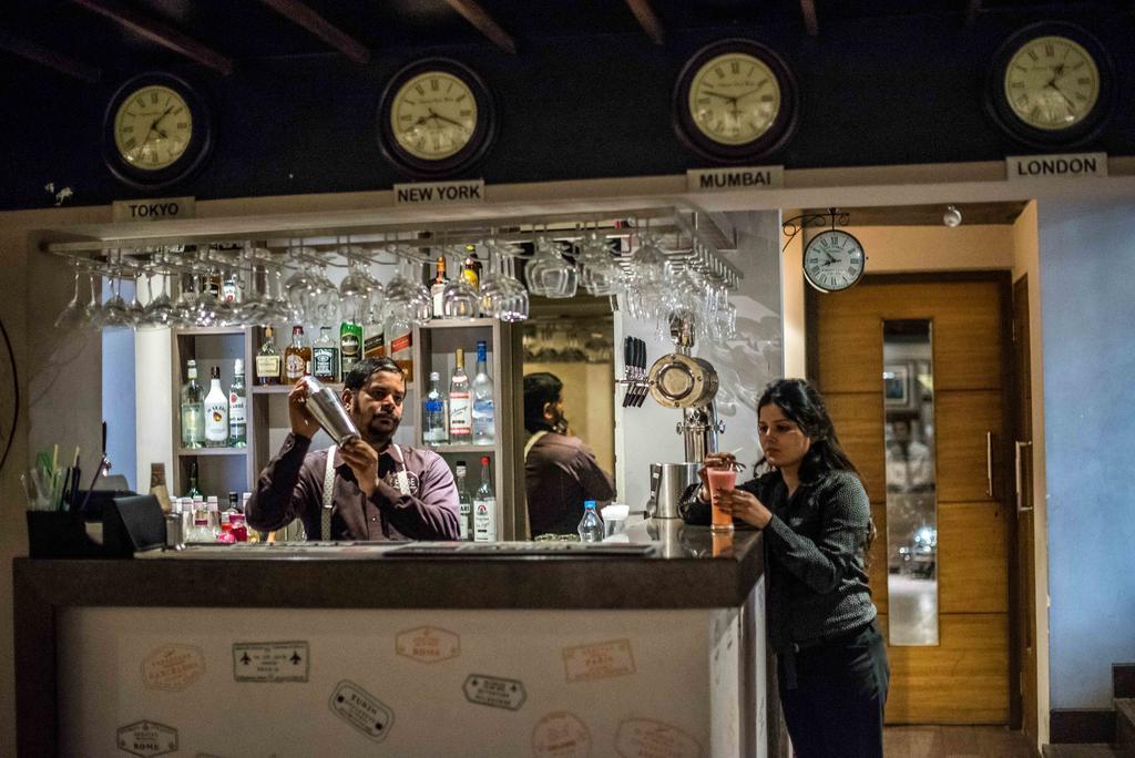 Hotel Oriental Aster- Mumbai International Airport Bagian luar foto