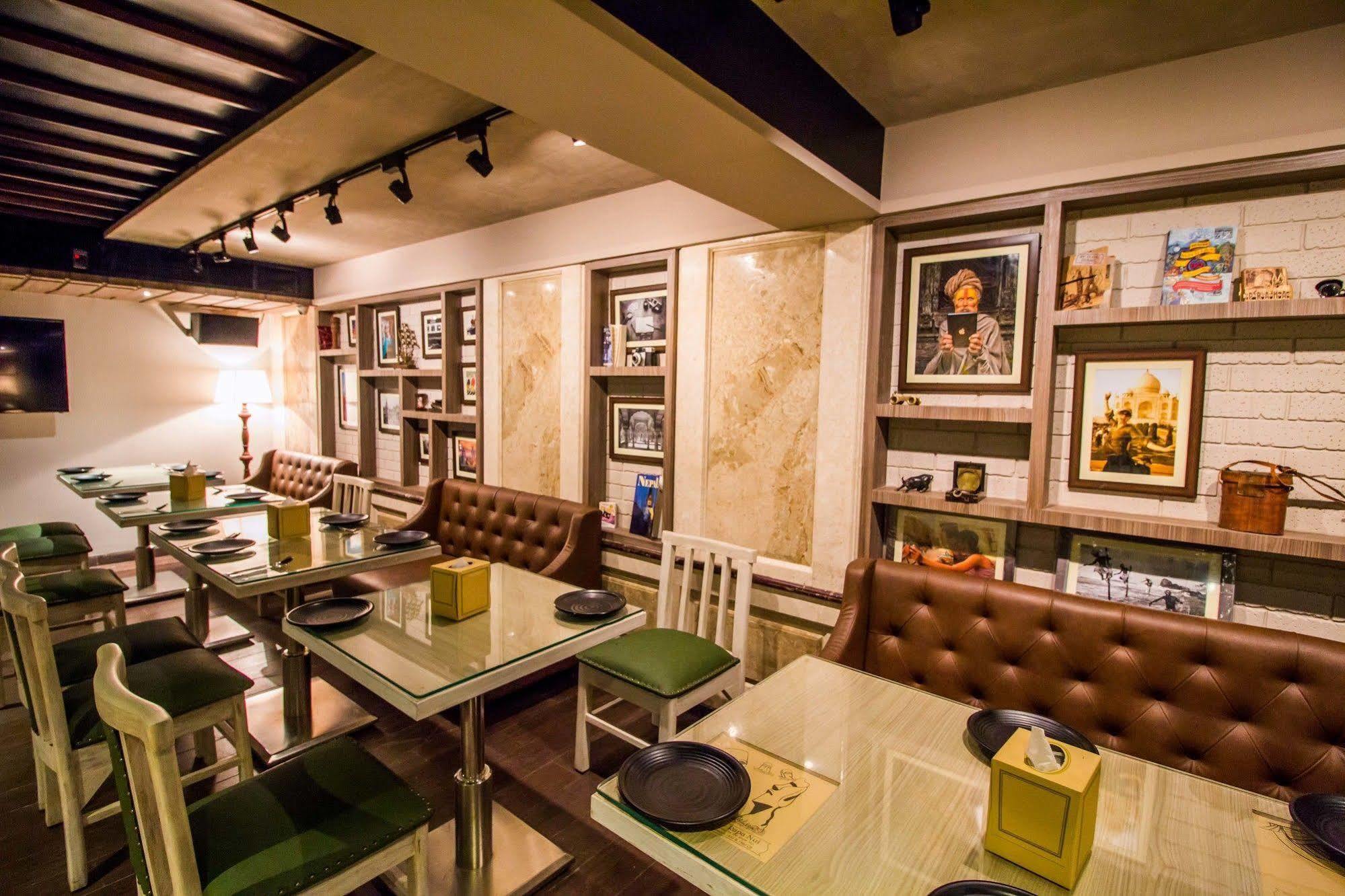 Hotel Oriental Aster- Mumbai International Airport Bagian luar foto